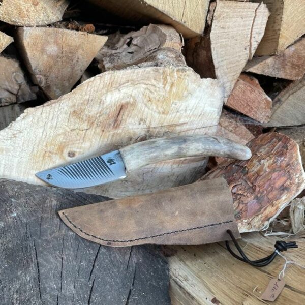 Couteau utilitaire